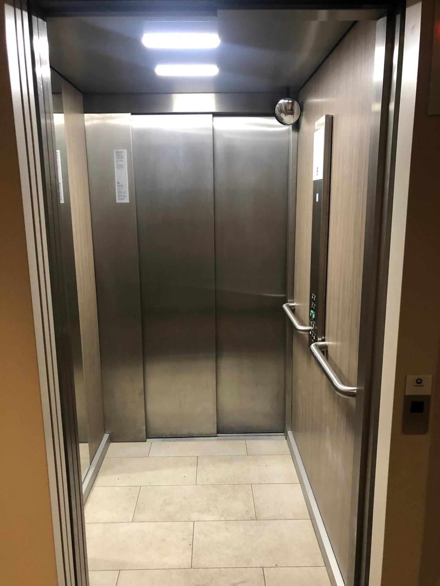 Grande Chambre 14 M2 Avec Salle De Bain Privative A Nanterre Prefecture Proche La Defense Arena Campus Sncf Et Paris Exterior photo